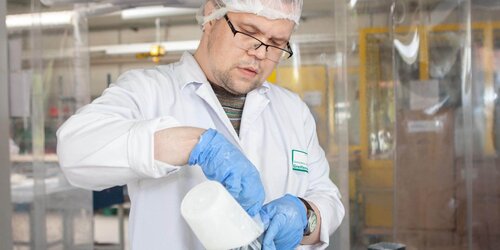 Mitarbeiter der Industriemontage